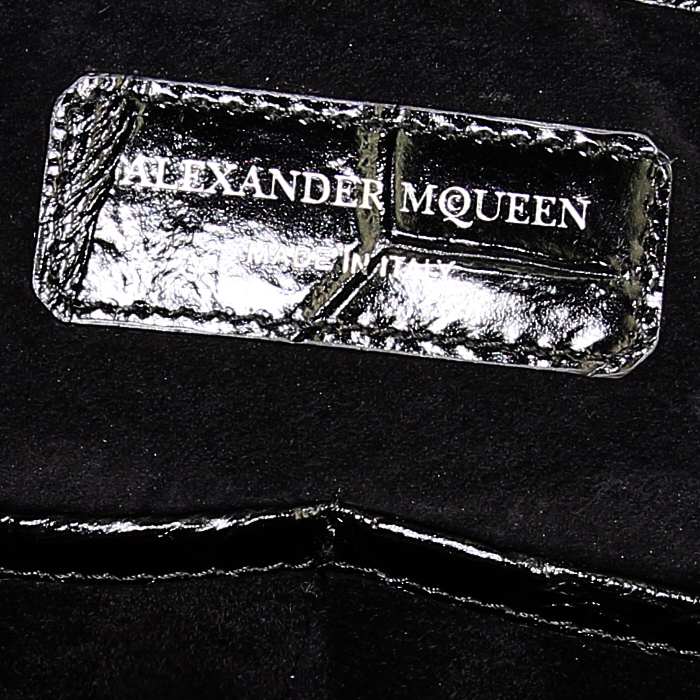 Bolsito de mano Alexander McQueen en cuero negro - Detail D3