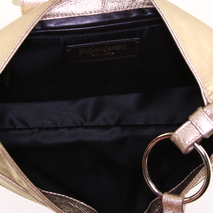 Saint Laurent Vintage handbag in gold leather - Detail D2