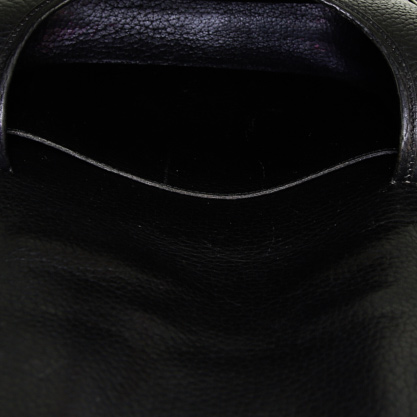 Bolso bandolera Hermès Duffle en cuero Fjord negro - Detail D3