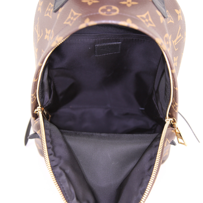 Zaino Louis Vuitton Palm Springs Backpack Mini in tela monogram marrone e pelle nera - Detail D2