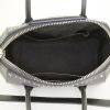 Bolso de mano Givenchy Antigona en cuero negro - Detail D3 thumbnail