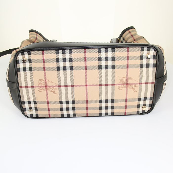Burberry handbag in beige Haymarket canvas and black leather - Detail D5