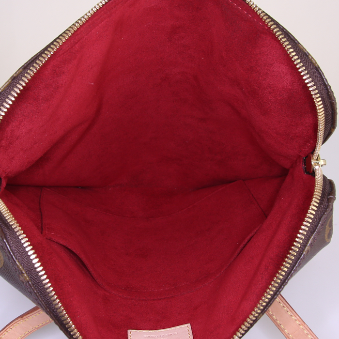 Louis Vuitton Coussin handbag in monogram canvas and natural leather - Detail D2