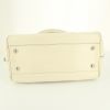 Bolso de mano Louis Vuitton Bowling en cuero Epi blanco - Detail D4 thumbnail