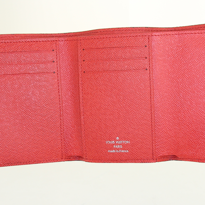 Portefeuille Louis Vuitton Victorine en cuir épi bleu - Detail D1