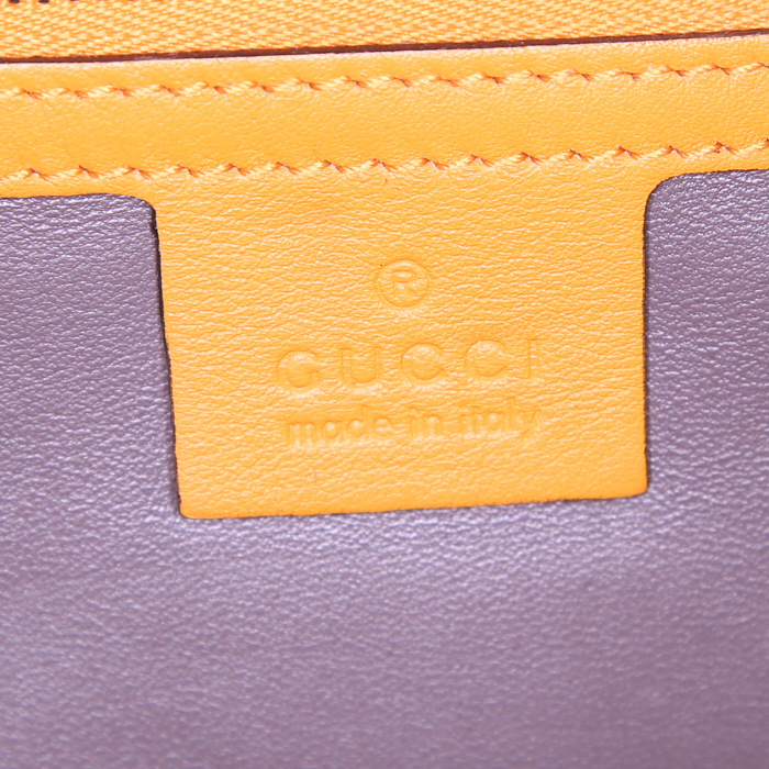 Gucci Interlocking G shoulder bag in orange leather - Detail D3