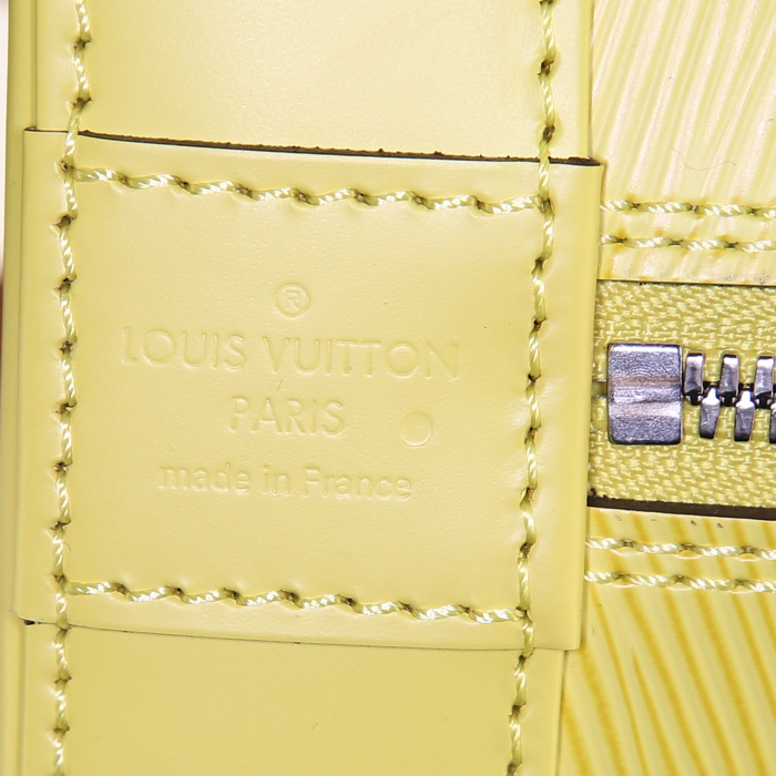 Bolso de mano Louis Vuitton Alma en cuero Epi amarillo Lime - Detail D3