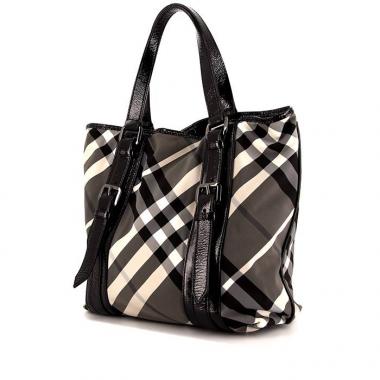 Burberry shopping bag in grey Haymarket canvas and black patent leather