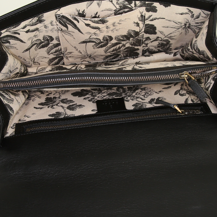 Gucci handbag in black leather - Detail D2