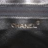 Sac bandoulière Chanel Camera en cuir matelassé noir - Detail D3 thumbnail