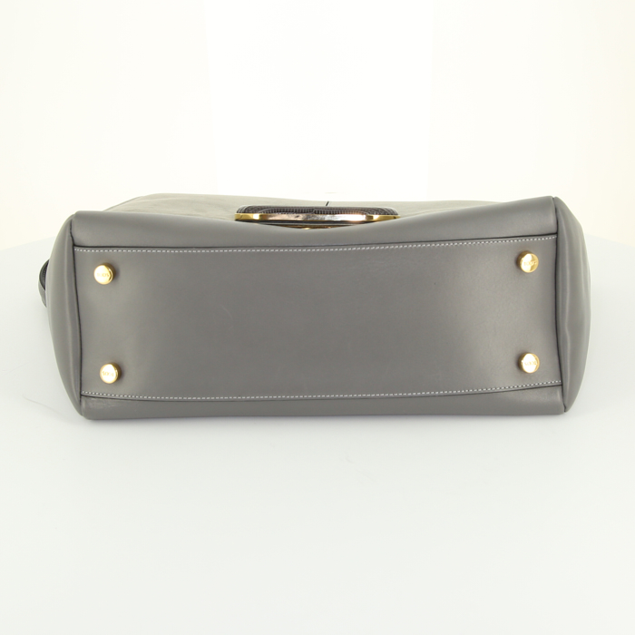 Sac à main Tod's en cuir gris et daim gris - Detail D5