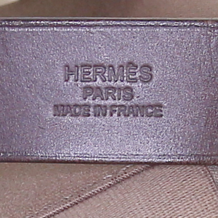 Hermès shopping bag in etoupe canvas and dark brown leather - Detail D4
