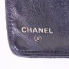 Portefeuille Chanel Camelia - Wallet en cuir matelassé noir - Detail D3 thumbnail