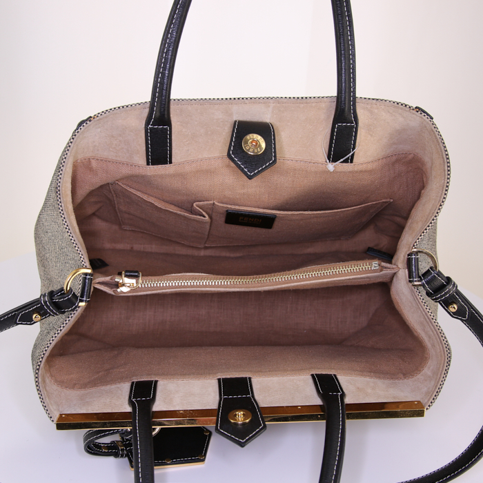 Bolso de mano Fendi en lona beige y cuero azul - Detail D3