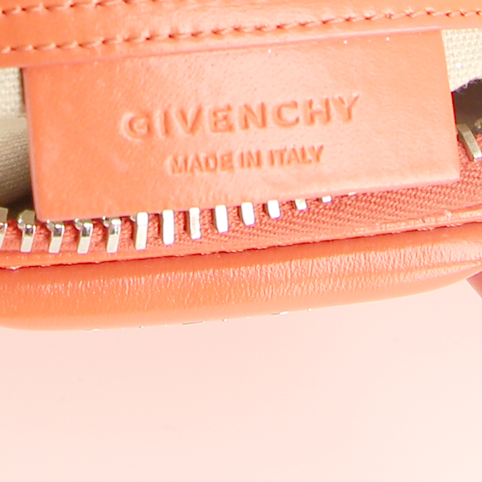Borsa Givenchy Antigona Mini in pelle lucida rossa - Detail D4