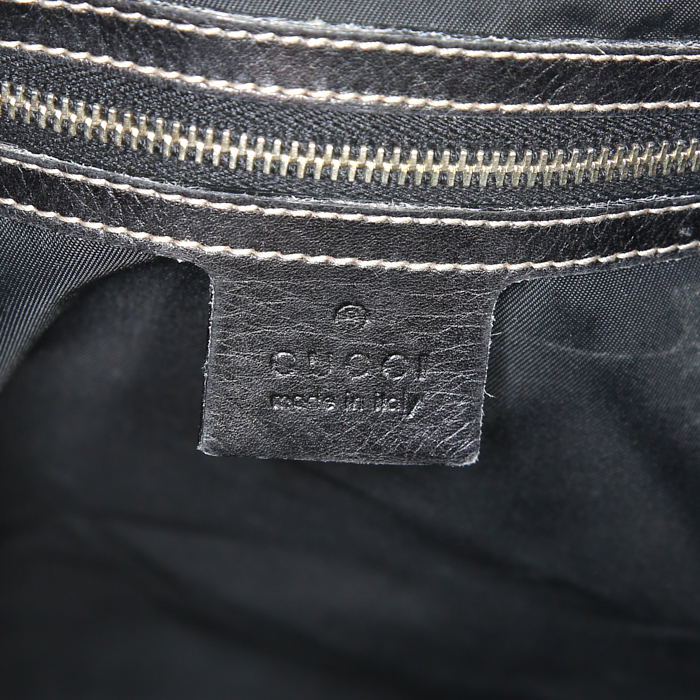 Sac à main Gucci Britt en toile enduite noire et cuir vernis noir - Detail D3