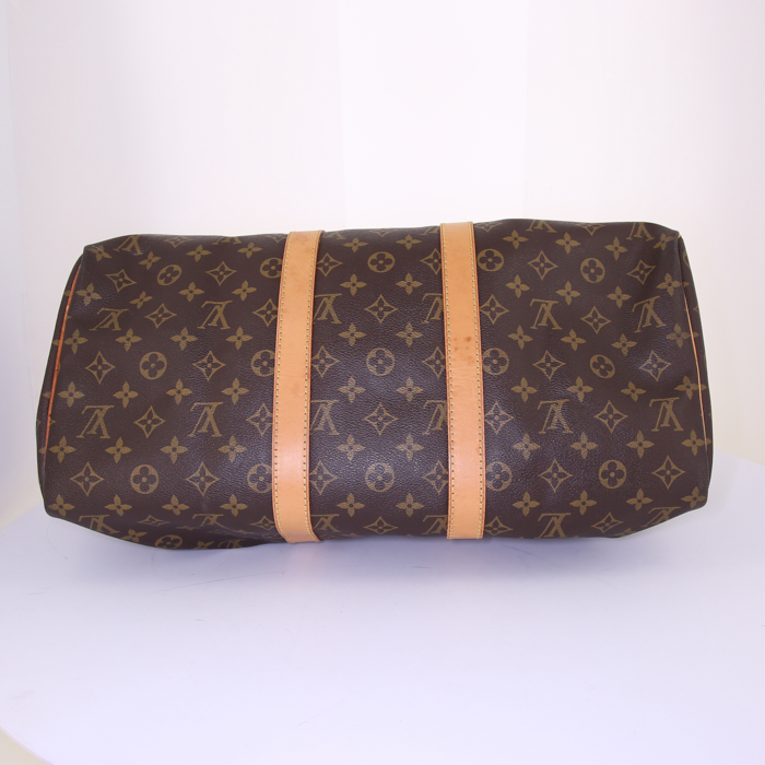 Louis Vuitton Keepall 45 travel bag in monogram canvas and natural leather - Detail D4