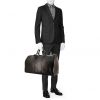 Sac de voyage Louis Vuitton Keepall 50 cm en cuir épi noir - Detail D1 thumbnail