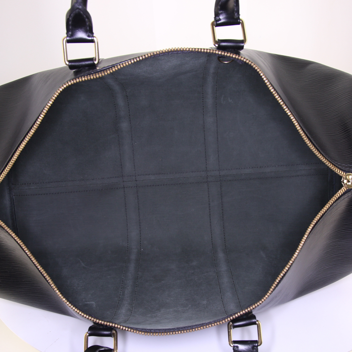 Louis Vuitton Keepall 50 cm travel bag in black epi leather - Detail D2