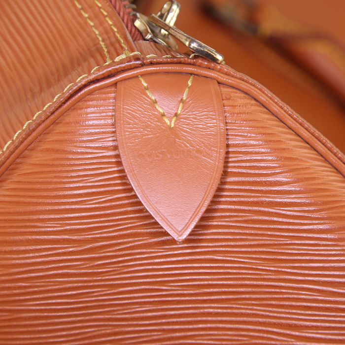 Bolsa de viaje Louis Vuitton Keepall 45 en cuero Epi color oro - Detail D3