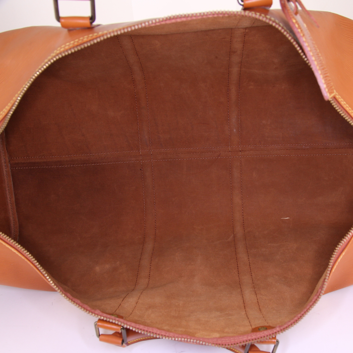 Bolsa de viaje Louis Vuitton Keepall 60 modelo grande en cuero Epi color oro - Detail D2