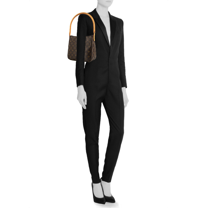 Louis Vuitton Looping handbag in monogram canvas and natural leather - Detail D1