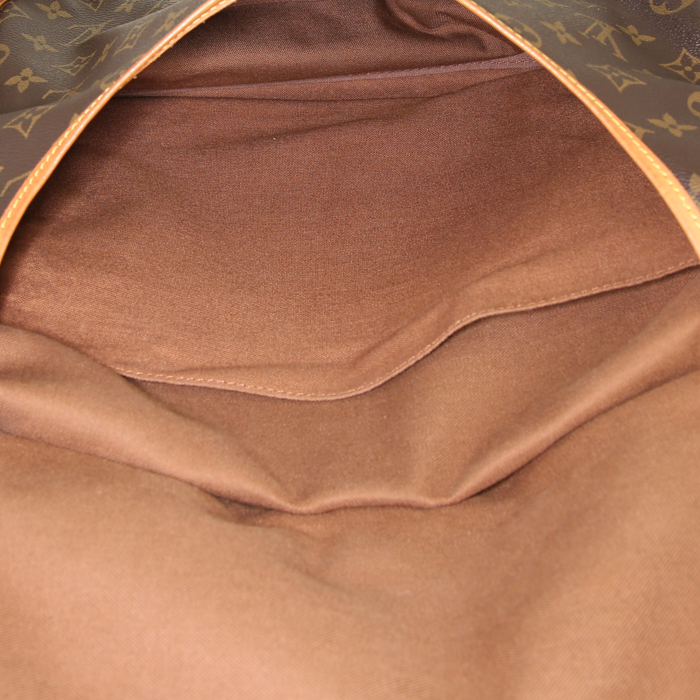 Louis Vuitton Saumur shoulder bag in brown monogram canvas and natural leather - Detail D3