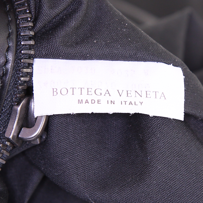 Bolso de mano Bottega Veneta en cuero negro - Detail D3