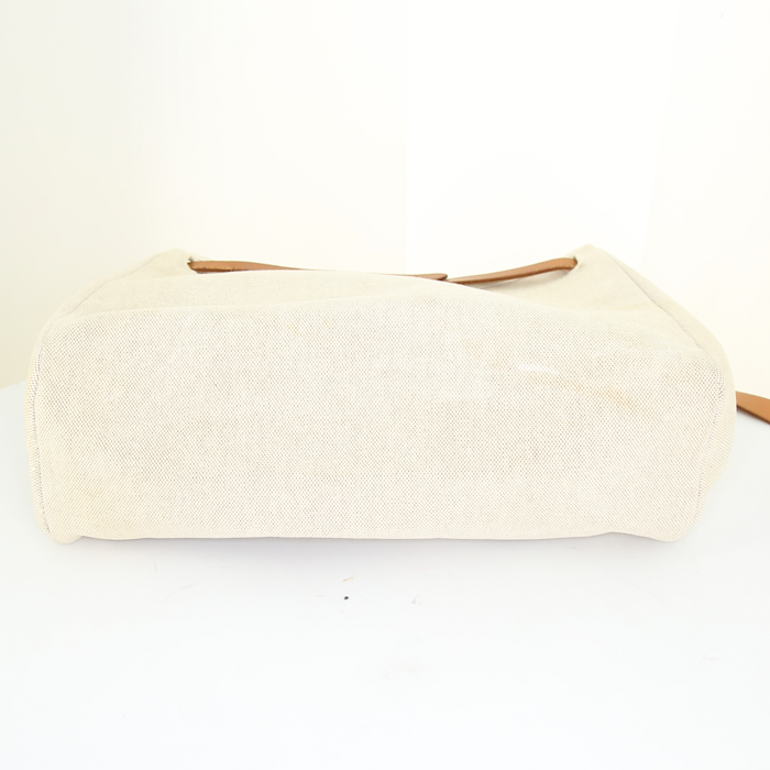 Sac à main Hermes Herbag en toile beige et cuir naturel - Detail D5