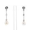 Paire de pendants d'oreilles Chanel Coco à Venise  en or blanc,  perles et diamants - 360 thumbnail