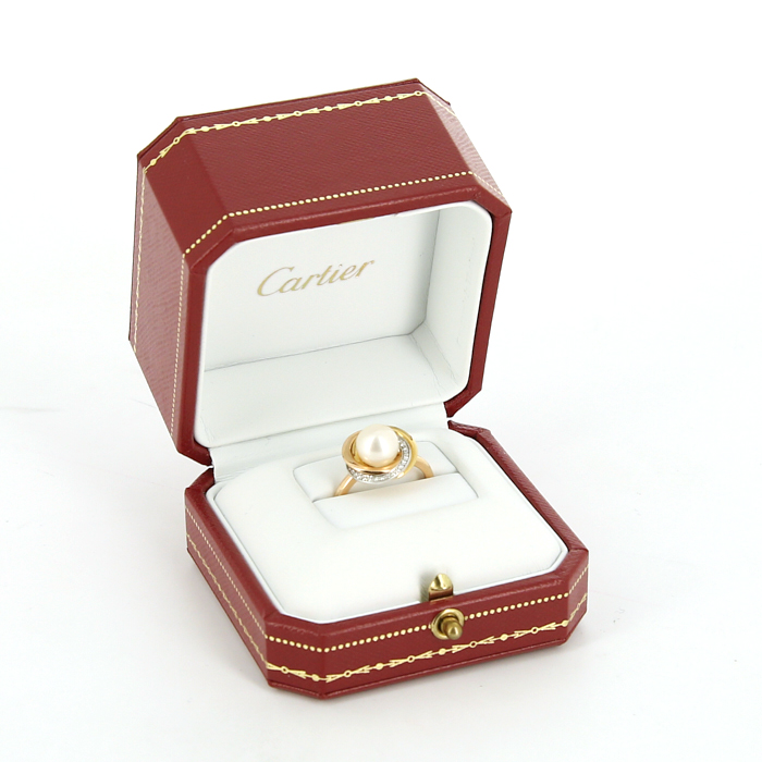 Bague Cartier Trinity en 3 ors,  perle et diamants - Detail D2