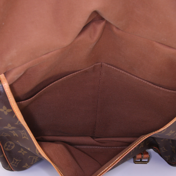 Louis Vuitton Saumur size XL shoulder bag in brown monogram canvas and natural leather - Detail D2