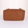 Hermes Lindy handbag in gold togo leather - Detail D5 thumbnail