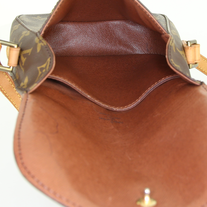 Bolso bandolera Louis Vuitton Saint Cloud modelo pequeño en lona Monogram marrón y cuero natural - Detail D2