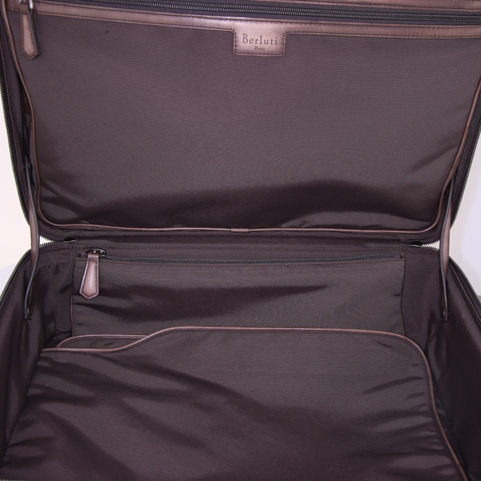 Berluti suitcase in brown leather and beige canvas - Detail D2