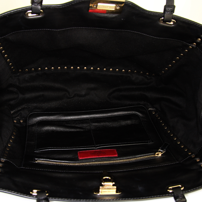 Sac cabas Valentino Garavani Rockstud trapeze en cuir lisse noir - Detail D5