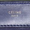 Bolso de mano Celine Trapeze modelo mediano en cuero negro y azul y lona beige - Detail D4 thumbnail