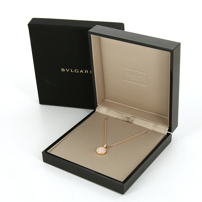 Bulgari Bulgari Bulgari necklace in pink gold,  diamonds and onyx and in diamonds - Detail D3