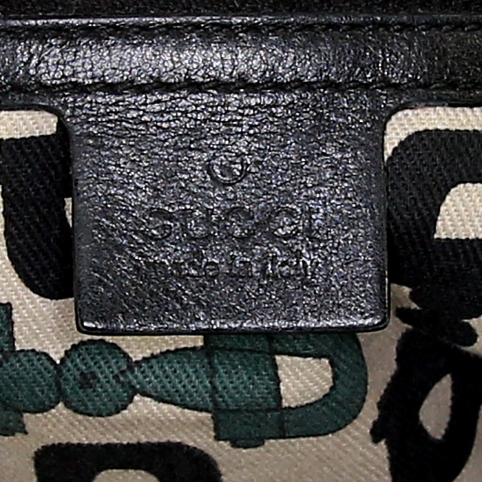 Sac cabas Gucci Pelham en cuir monogram noir - Detail D3