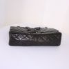Chanel 2.55 Maxi shoulder bag in black quilted leather - Detail D5 thumbnail