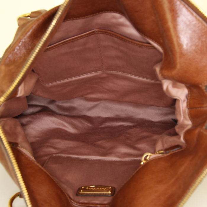 Sac bandoulière Miu Miu Vitello Lux en cuir marron - Detail D3