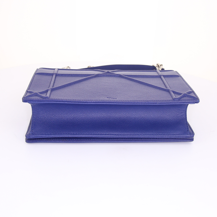 Borsa a tracolla Dior Diorama in pelle martellata blu reale - Detail D5