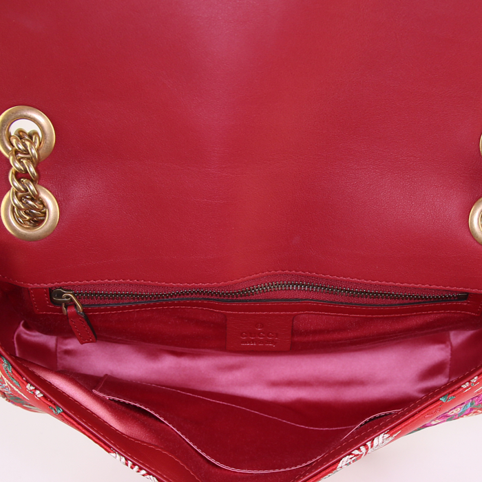 Sac à main Gucci GG Marmont en satin rouge - Detail D3