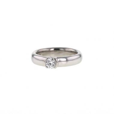 Tiffany 
Co Etoile ring in platinium and in diamond Tiffany 
Co Etoile ring in platinium and in diamond