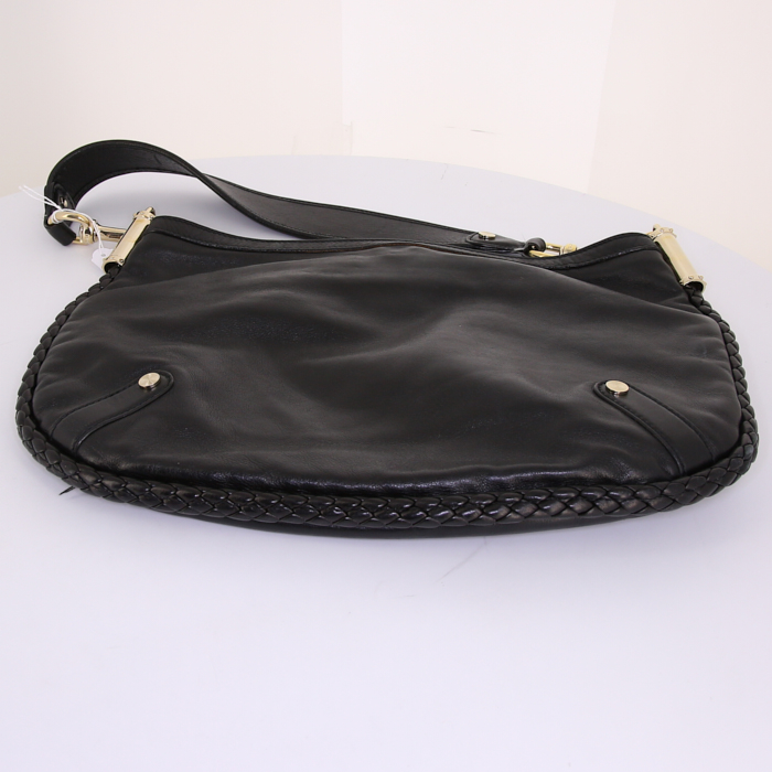 Gucci Britt bag worn on the shoulder or carried in the hand in black leather - Detail D4