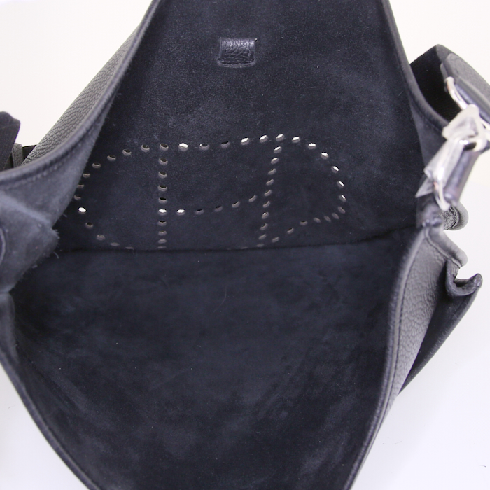 Sac bandoulière Hermès grand modèle en cuir togo noir - Detail D2