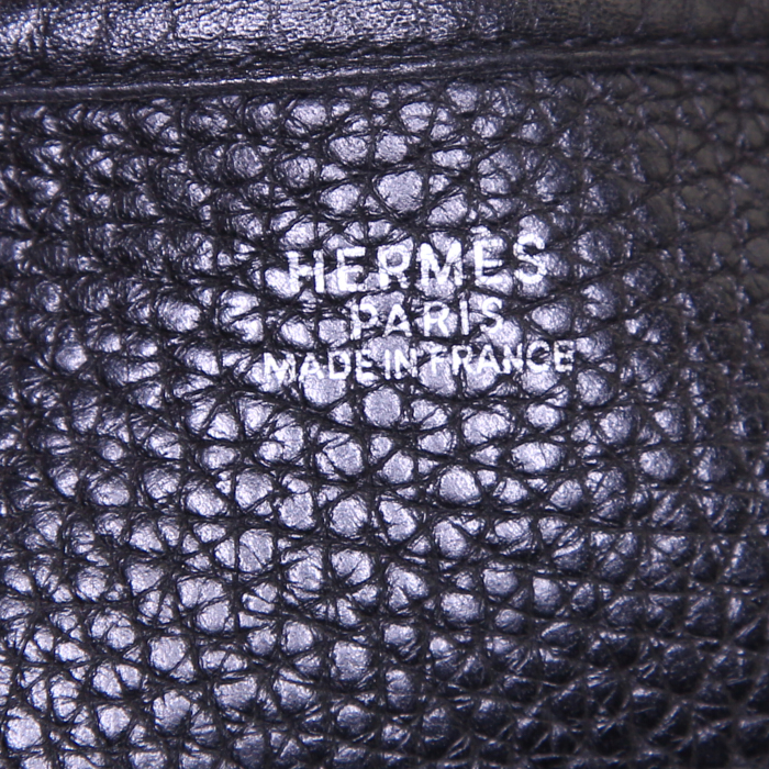 Bolso bandolera Hermès modelo grande en cuero togo negro - Detail D3