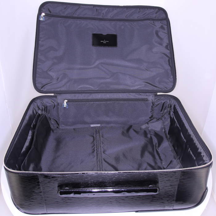 Valise Louis Vuitton Pegase en cuir épi vernis noir - Detail D2