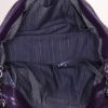 Chanel handbag in purple leather - Detail D2 thumbnail