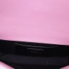 Pochette Yves Saint Laurent Chyc en cuir grainé rose - Detail D2 thumbnail